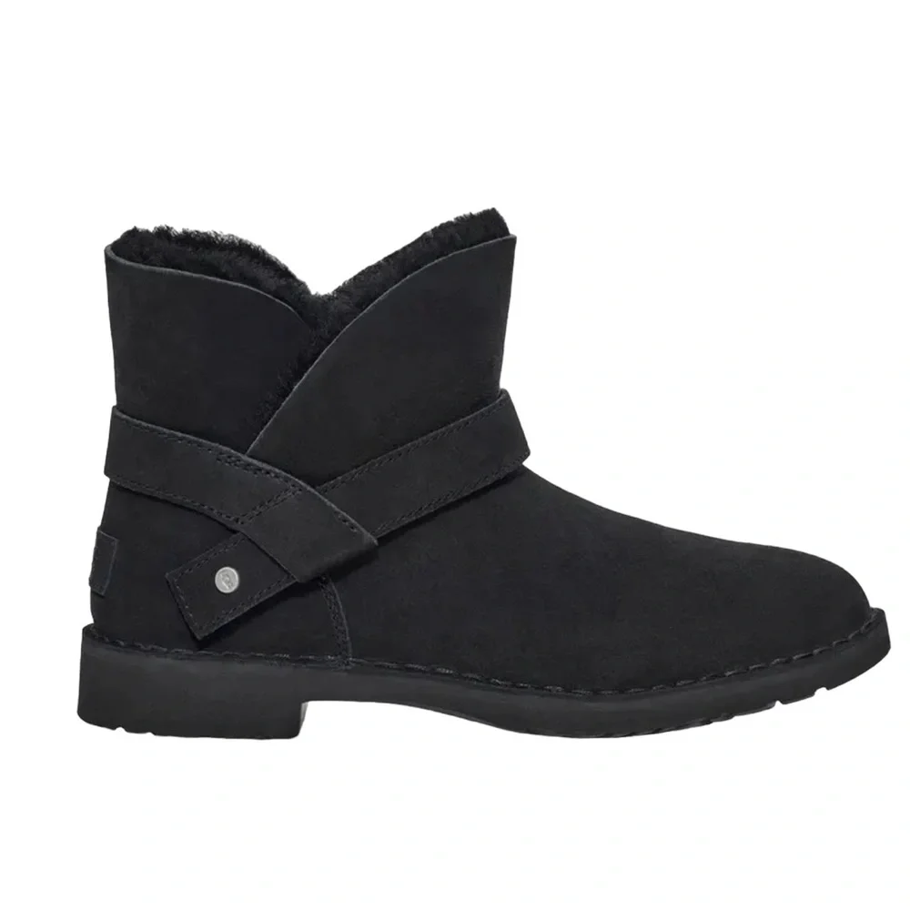 UGG Zariyah Water Repellent Ankle Booties Black Shearling Winter Boots Women’s 8